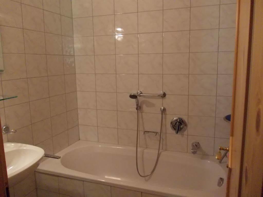 Haus Schoderbock Apartment Sankt Leonhard im Pitztal Ngoại thất bức ảnh